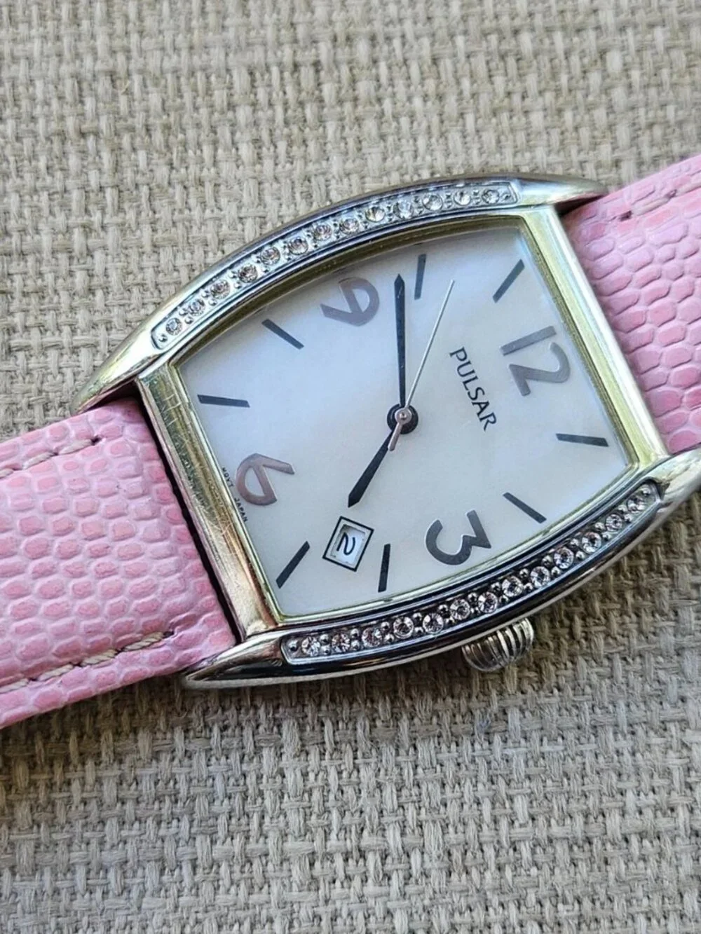 Vintage Pulsar Wristwatch Pink Leather Strap Japan Movt Date Calendar Watch
